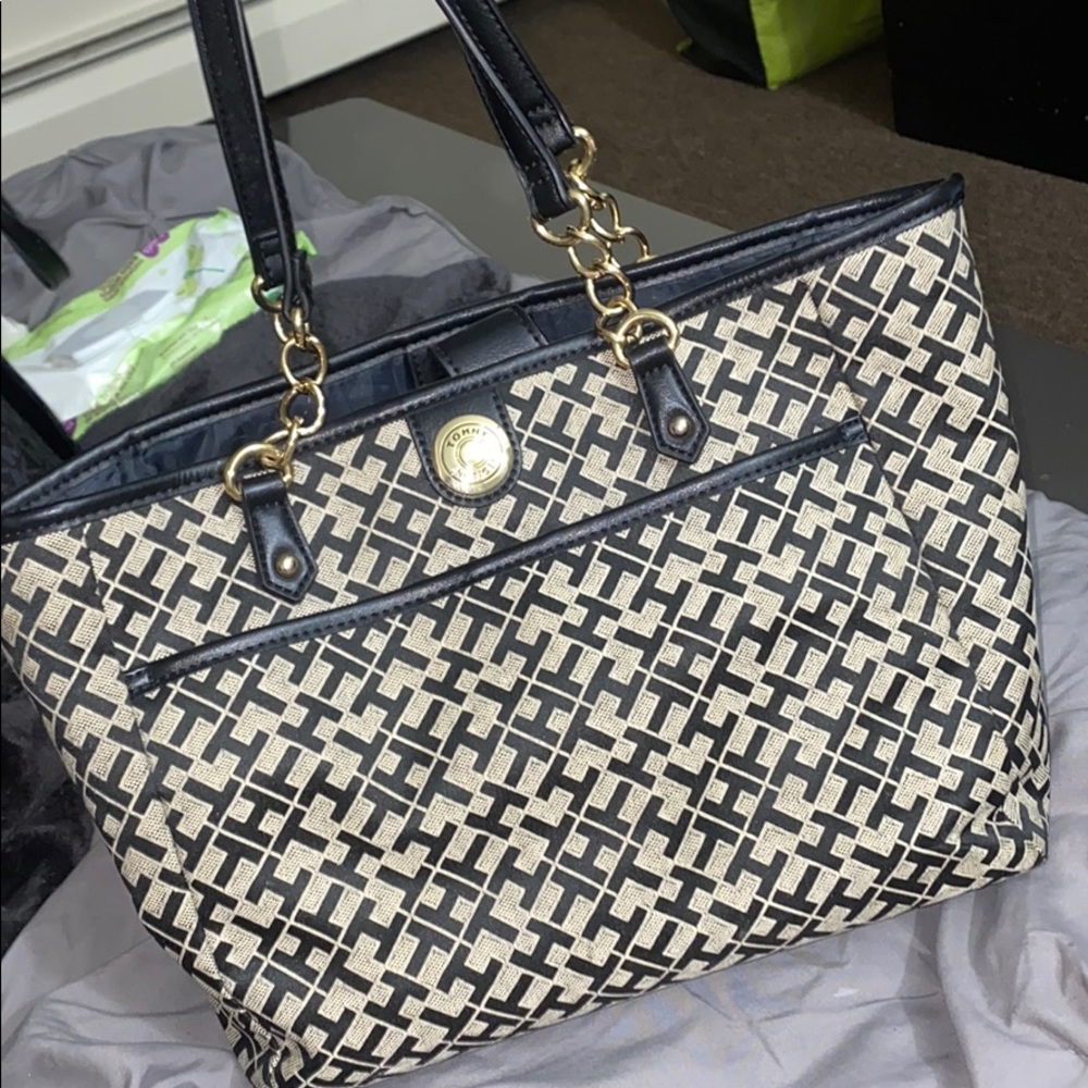 Tommy Hilfiger Purse
